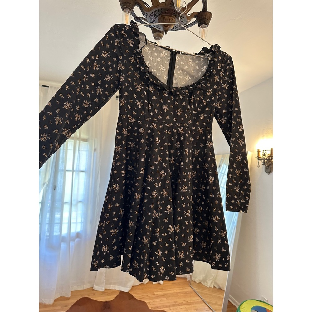 Black floral mini dress - size S